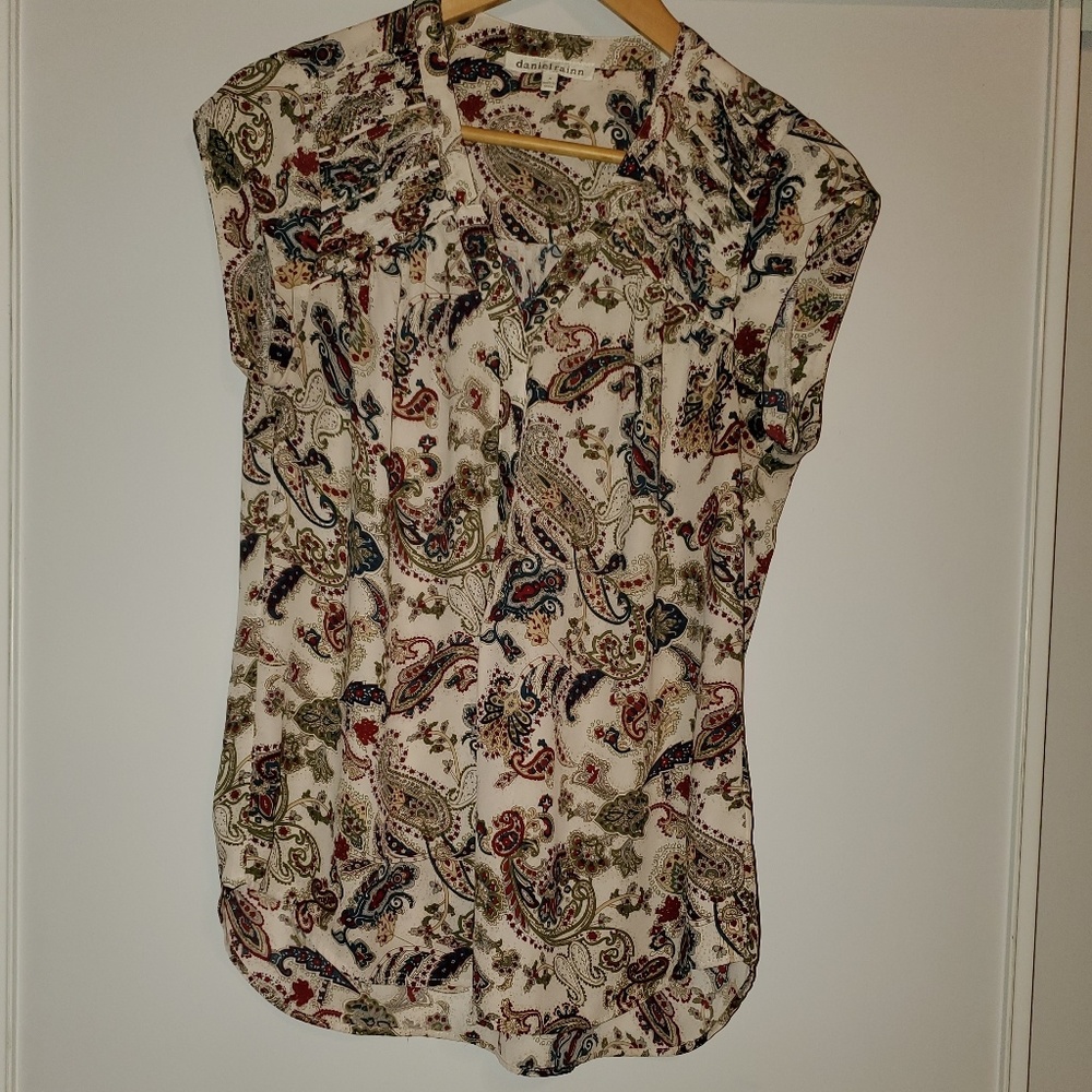 Daniel Rainn blouse